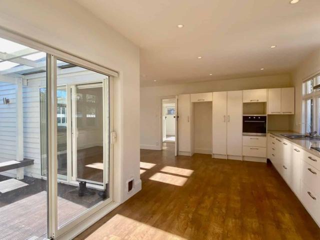 House for rent in Chaslands, Canterbury