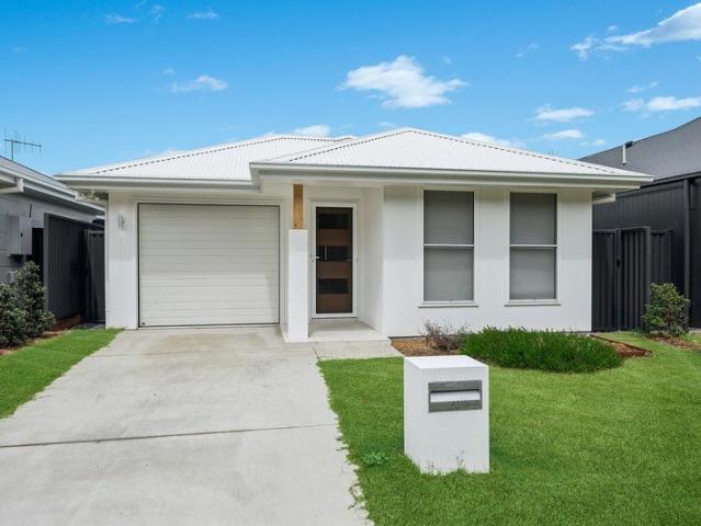 House for rent in Lake Cathie, Port Macquarie-Hastings Council