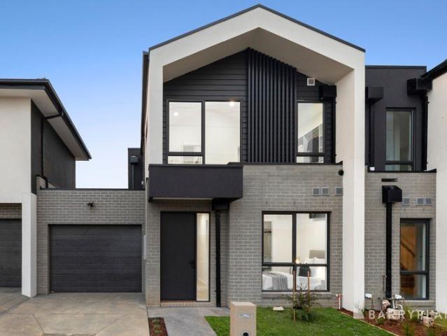 Townhouse for sale in Camerons Creek, Victoria