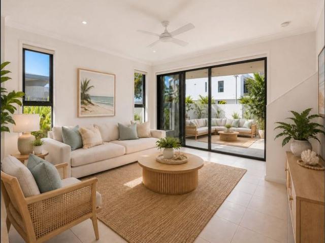 Townhouse for rent in Cova Residences, Gold Coast City