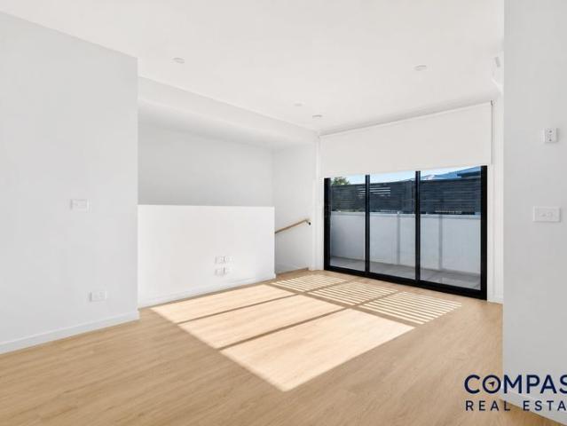 Townhouse for rent in Camerons Creek, Victoria