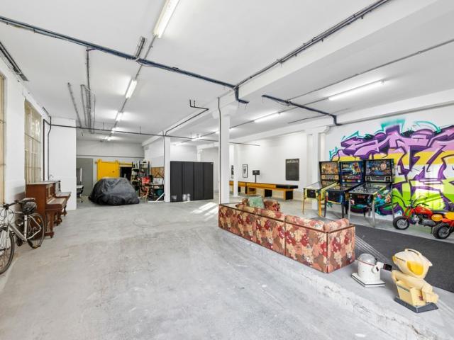 Office for rent in Five Ways, Sydney