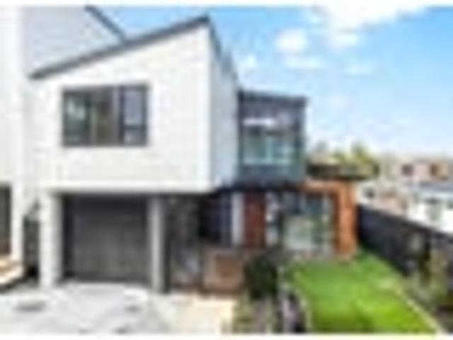House for sale in Wairau Valley