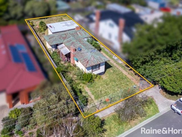 House for sale in Gisborne, Victoria
