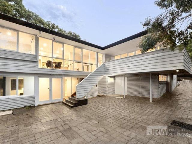 House for sale in Glen Waverley, Melbourne