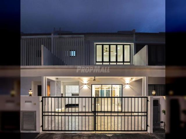 Apartment for rent in Tanjong Sepat, Selangor