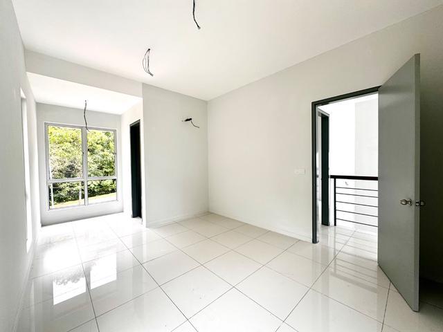 Townhouse for rent in Langat, Selangor