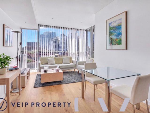 Apartment for sale in Victoria Cross, Sydney