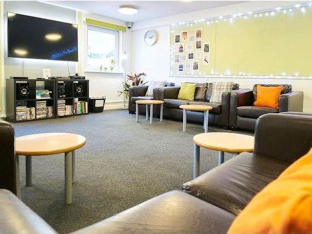 Room for rent in Hanley, Stoke-on-Trent