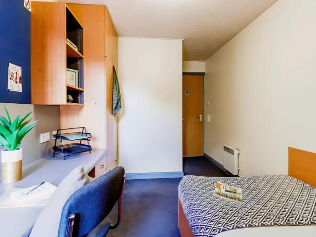 Room for rent in City Centre, South Yorkshire