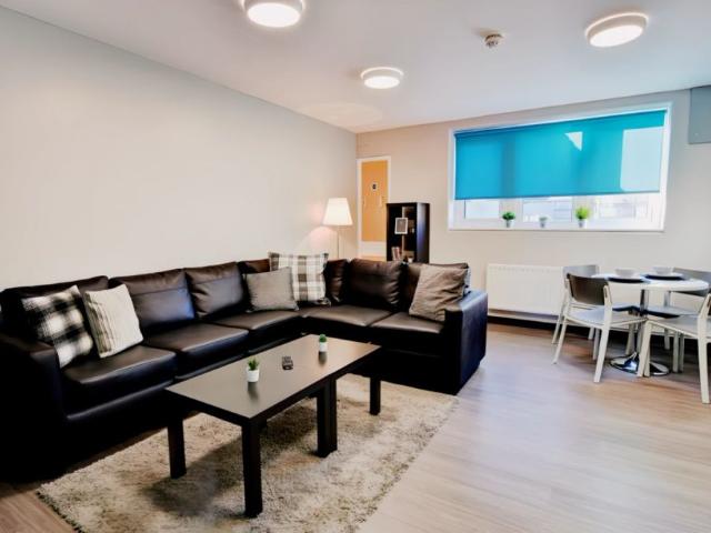 Room for rent in Highburton, West Yorkshire