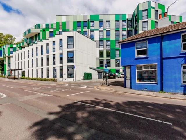 Room for rent in Round Hill, Brighton & Hove