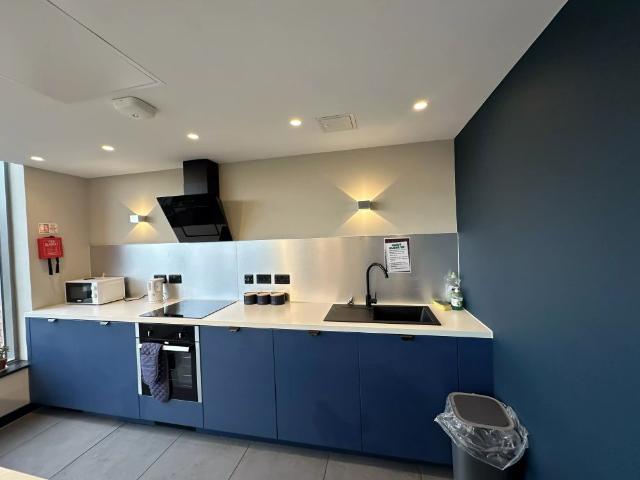 Room for rent in Leylands, West Yorkshire