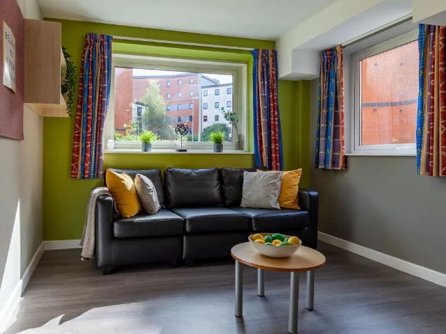 Room for rent in South Yorkshire