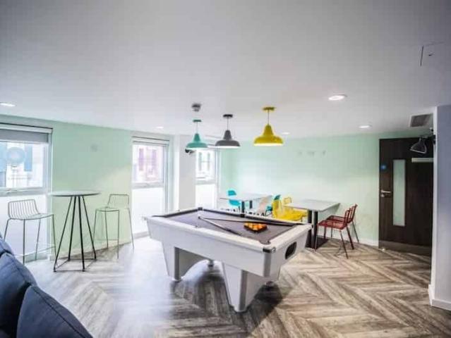 Room for rent in Greenbank, Mount Wise