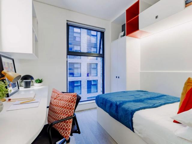 Room for rent in Vauxhall, Greater London