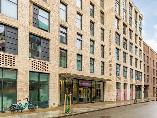 Room for rent in Vauxhall, Greater London