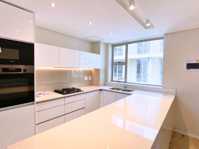 Apartment for rent in Parkwood, Rosebank