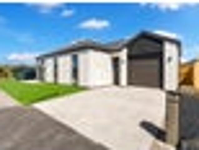 House for sale in The Fields, Christchurch