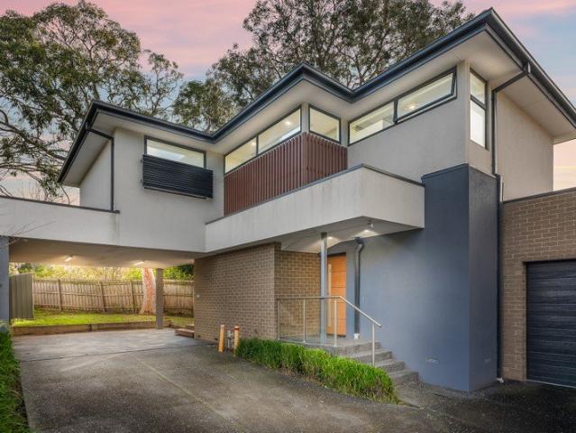 Townhouse for sale in Camerons Creek, Victoria