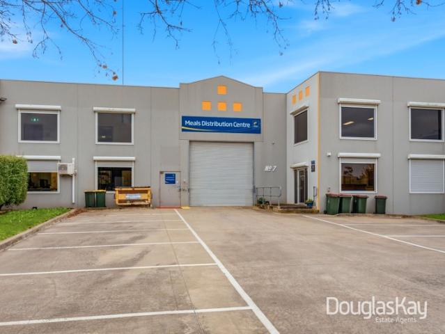 Warehouse for rent in Camerons Creek, Victoria