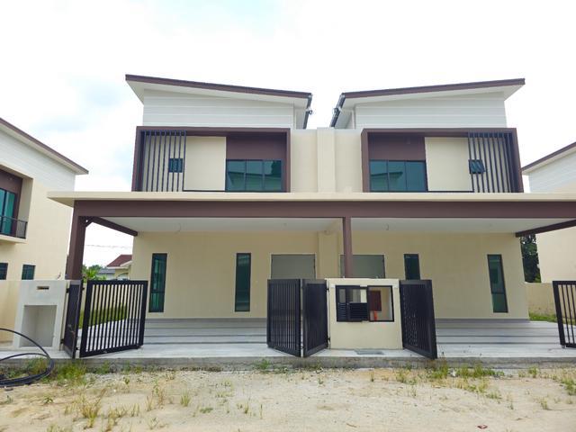 Residential House for sale in Perak, Intan