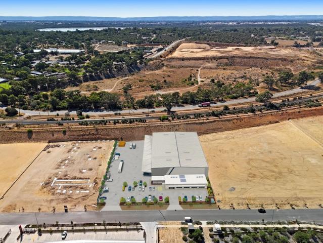 Warehouse for rent in Wattleup, Western Australia