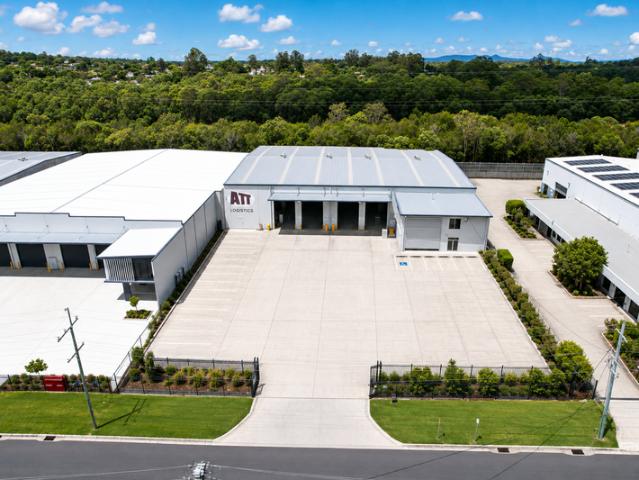 Warehouse for rent in Toombul, Queensland
