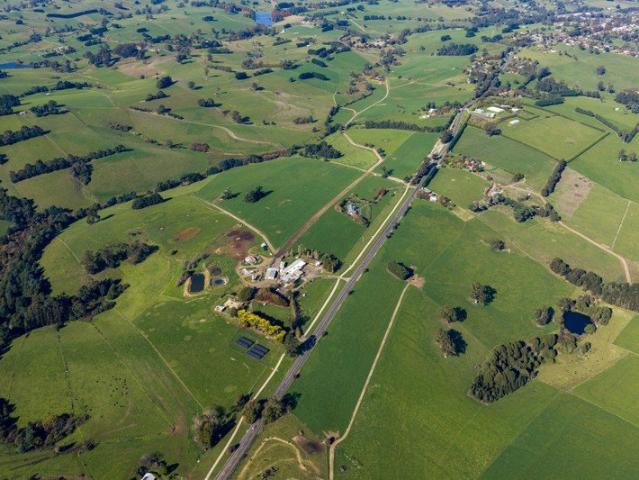 Cottage for sale in Neerim South, Victoria