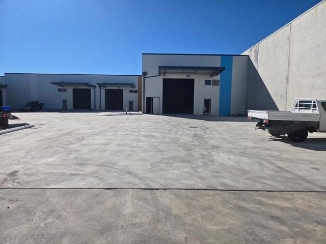 Warehouse for rent in Yangebup, Western Australia