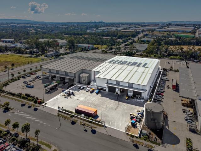 Warehouse for rent in Toombul, Queensland