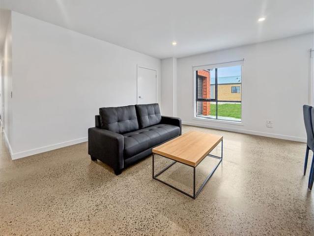 Granny Flat for rent in Geelong, Victoria