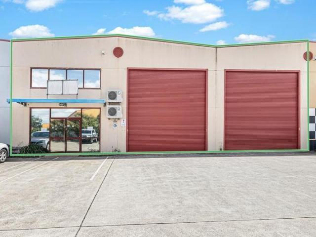 Warehouse for rent in Ambergate, New South Wales