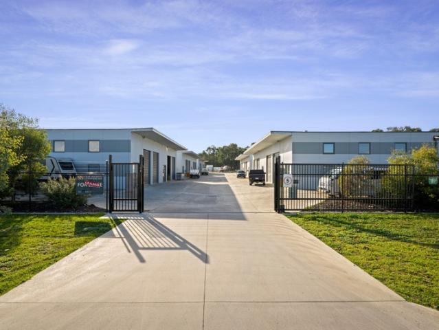 Warehouse for sale in Albury, New South Wales