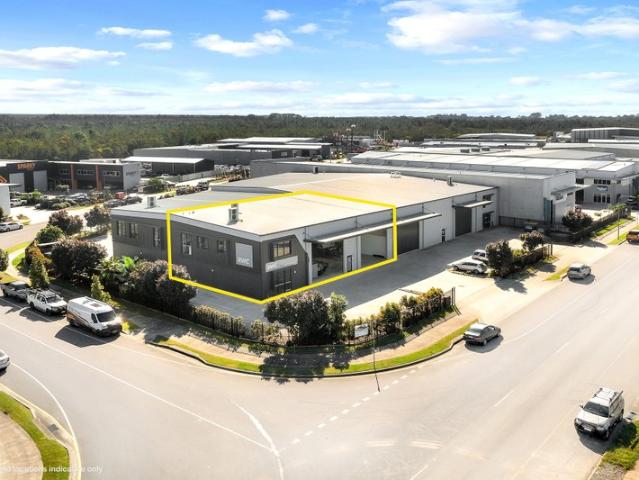 Warehouse for rent in Toombul, Queensland