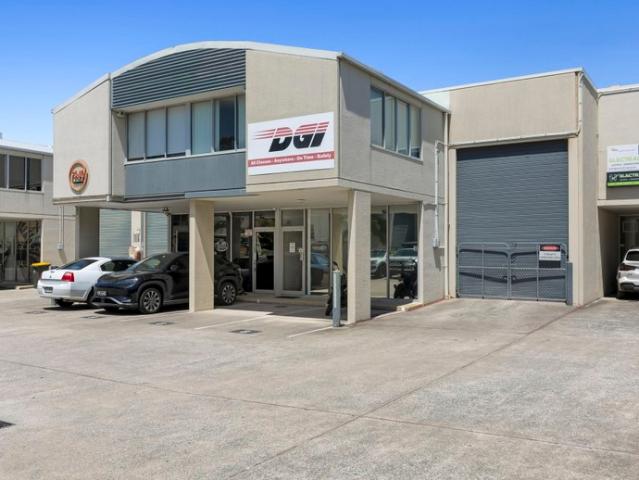 Warehouse for sale in Toombul, Queensland
