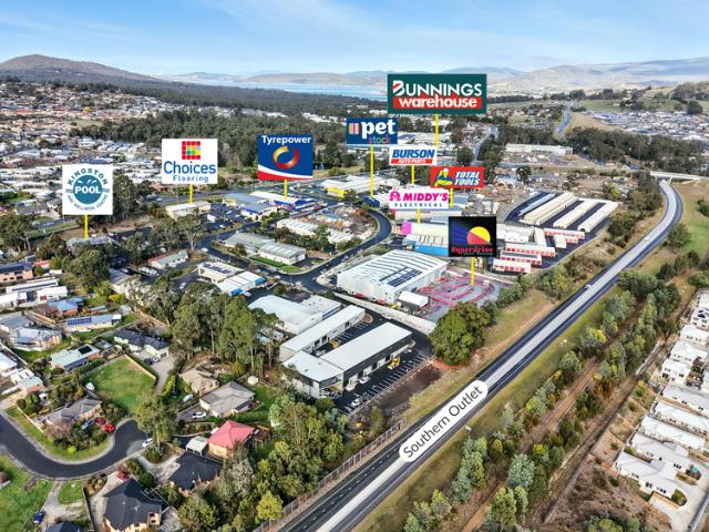 Warehouse for rent in Kingston, Tasmania