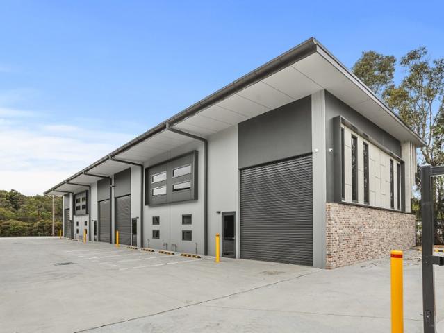 Warehouse for rent in Wollongong West, New South Wales