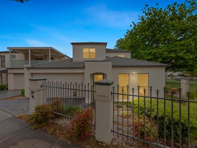 Apartment for sale in Warragul, Victoria