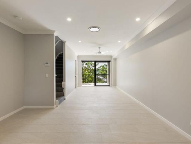 Townhouse for rent in Capestone, Greater Brisbane