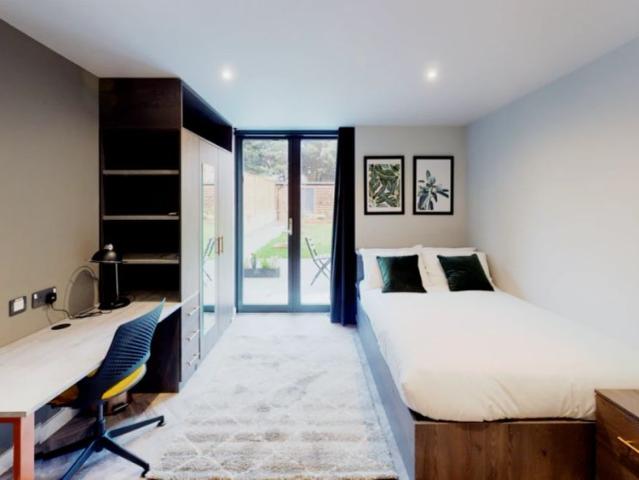 Studio for rent in Greater London