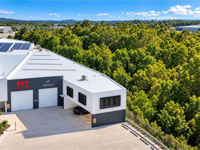 Warehouse for rent in Arundel, Gold Coast City