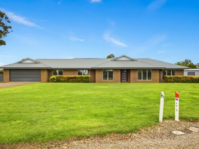 House for sale in Toolamba, Victoria