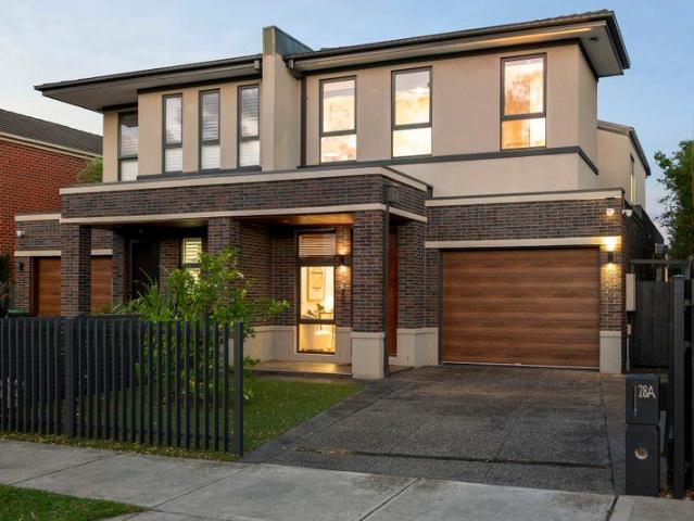 Townhouse for sale in Camerons Creek, Victoria