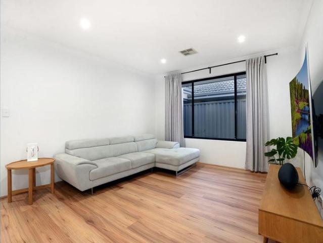 House for rent in Piara Waters, Western Australia