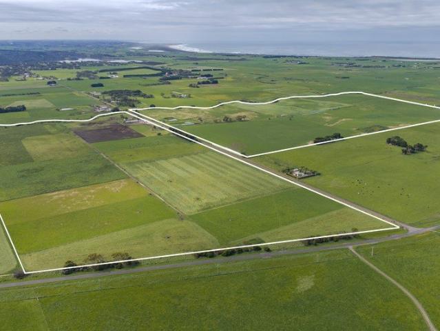 Cottage for sale in Crossley, Shire of Moyne