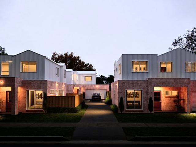 Townhouse for sale in Seaford