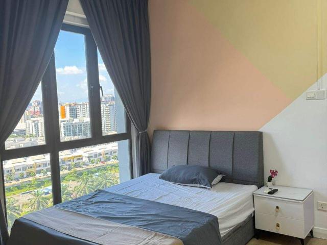Room for rent in Petaling, Alam Impian