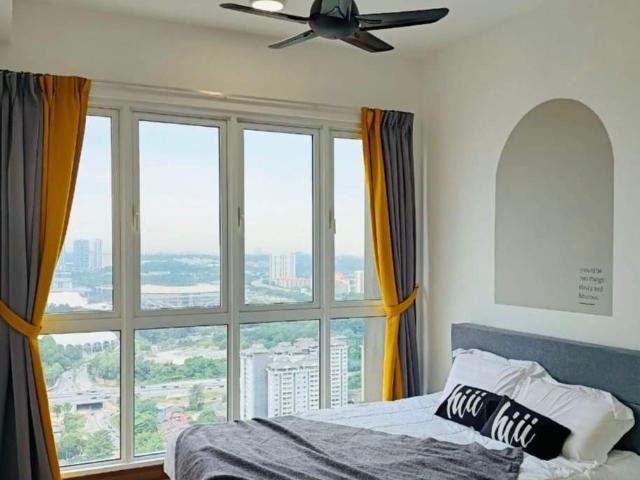 Room for rent in Country Heights Damansara, Kuala Lumpur