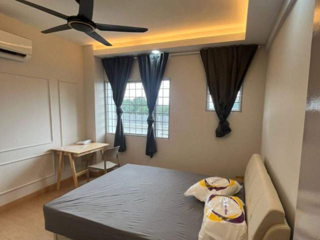 Room for rent in Petaling, Damansara Damai